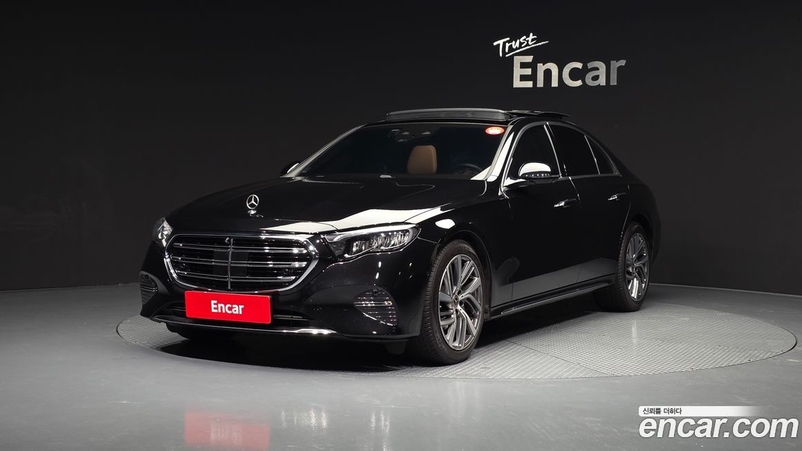 Mercedes-Benz E-Class E220d 4MATIC Exclusive, 2024