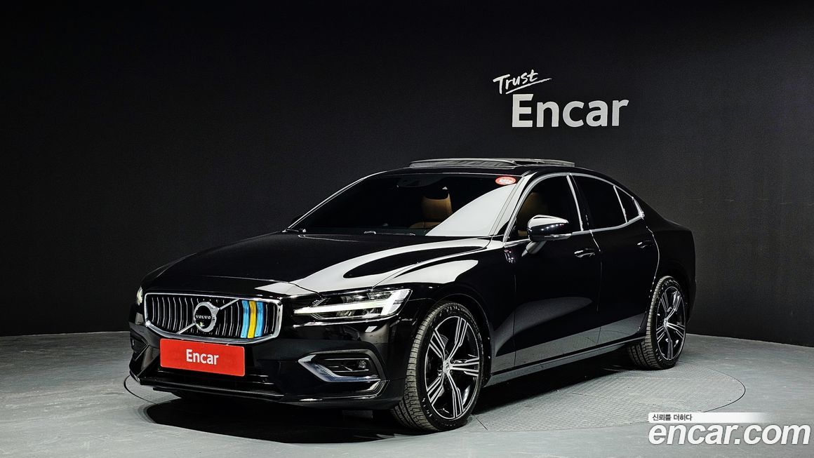 Volvo S60 B5 Inscription, 2022