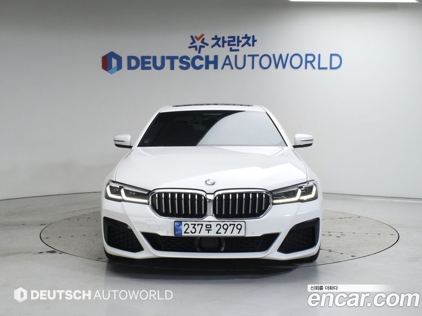 BMW 5-Series 530i M Sport Package, 2022