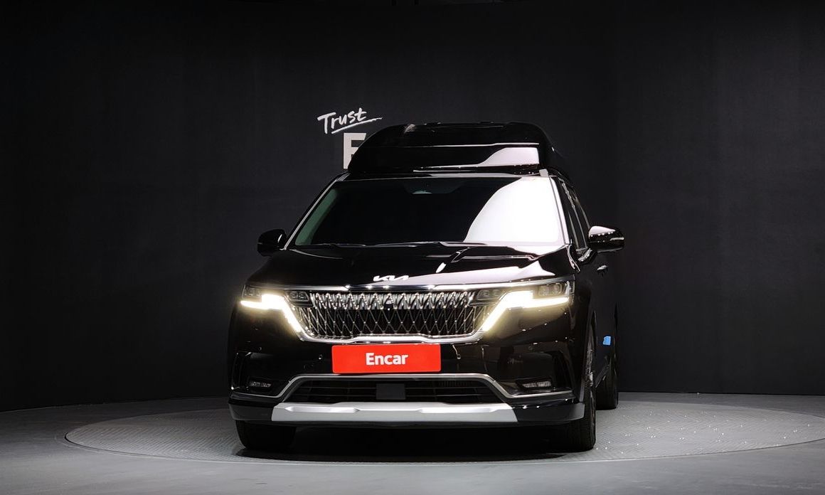Kia Carnival 9-Seater Hi-Limousine, 2022