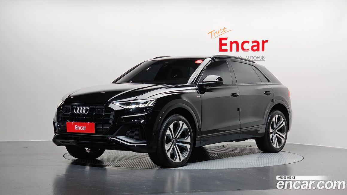 Audi Q8 55 TFSI Quattro Premium, 2023