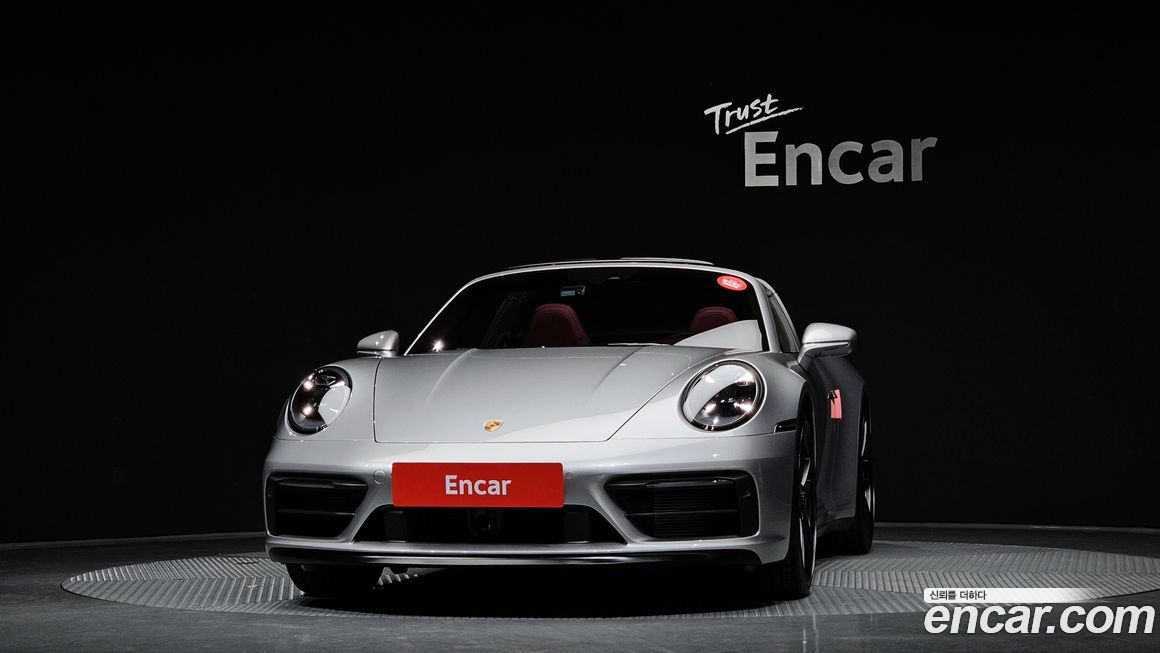 Porsche 911 Targa 4 GTS, 2024