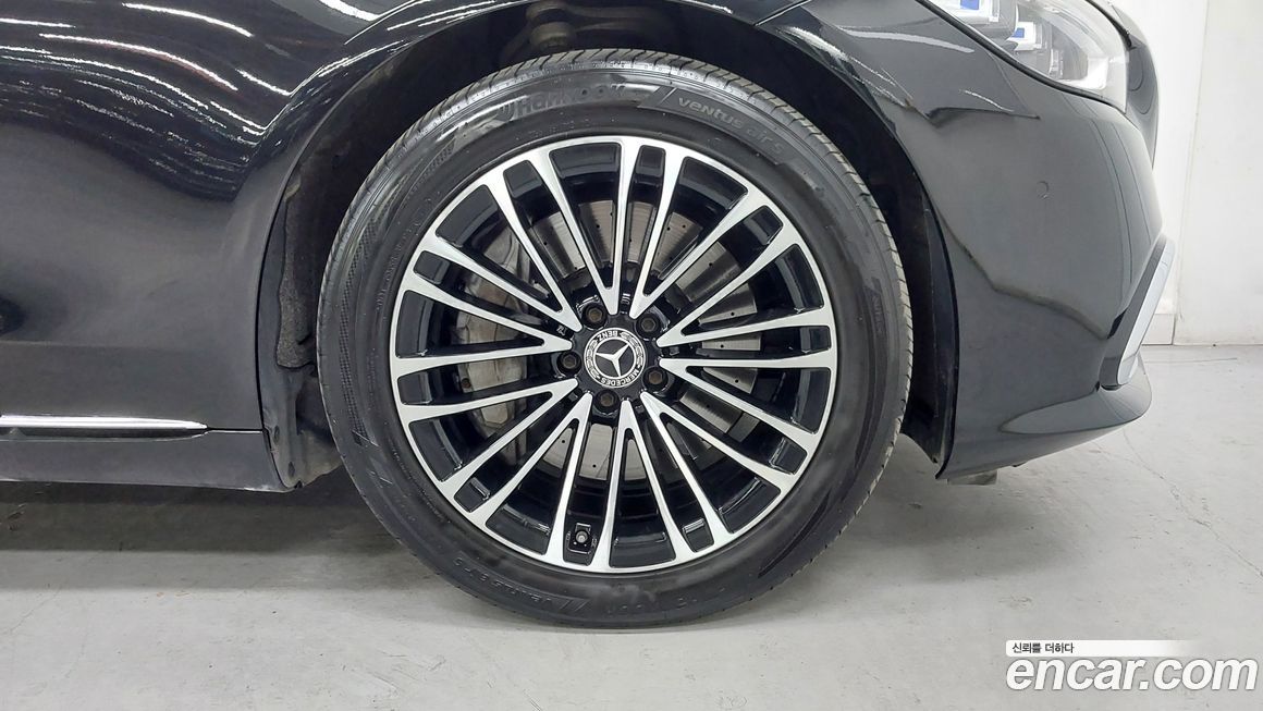 Mercedes-Benz S-Class S350 d, 2023