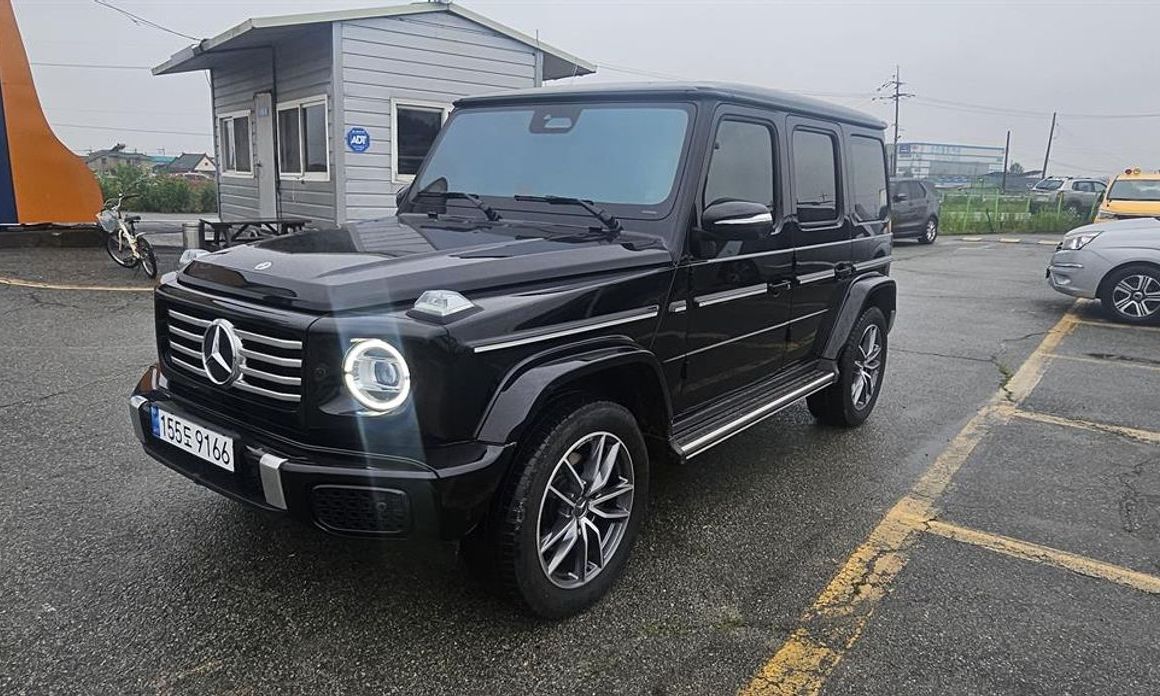 Mercedes-Benz G-Class G450d, 2025