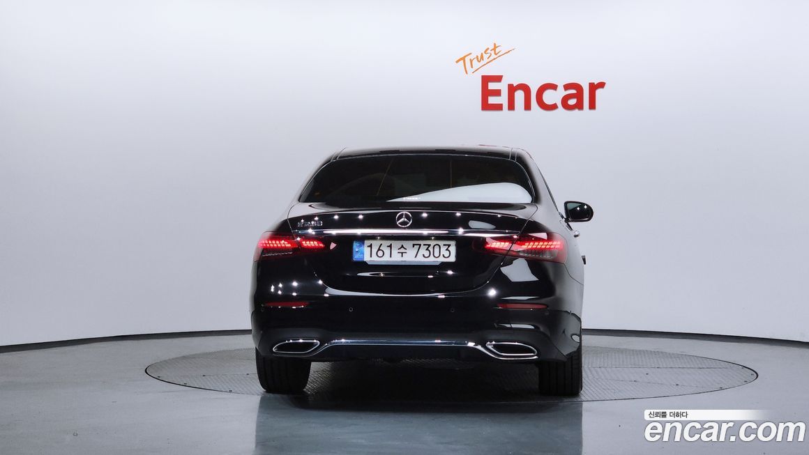 Mercedes-Benz E-Class E250 AMG Line, 2023