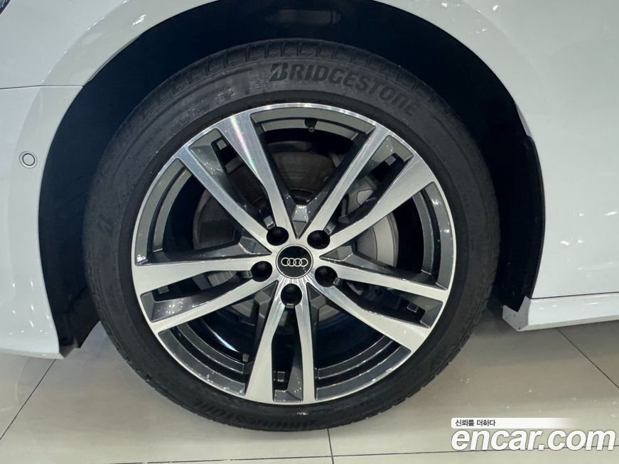 Audi A6 45 TFSI Premium, 2023