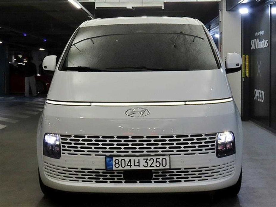 Hyundai Staria 2WD Camping Car, 2023
