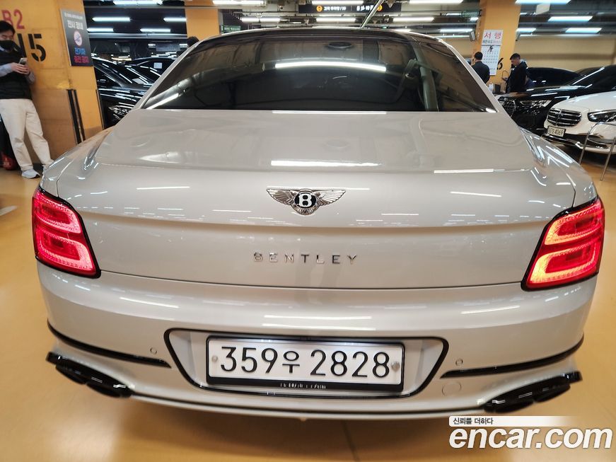 Bentley Flying Spur 4.0, 2021