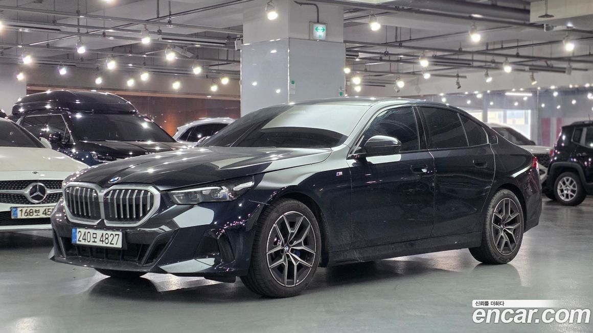 BMW 5-Series 520i M Sport, 2025
