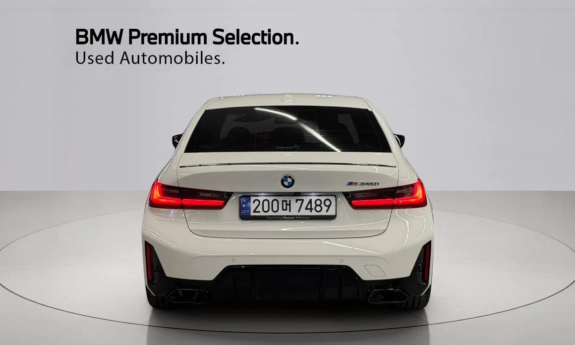 BMW 3-Series M340i Pro, 2025