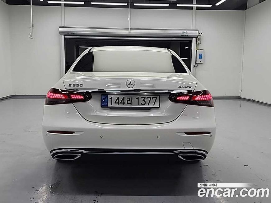 Mercedes-Benz E-Class E350 4MATIC Exclusive, 2023