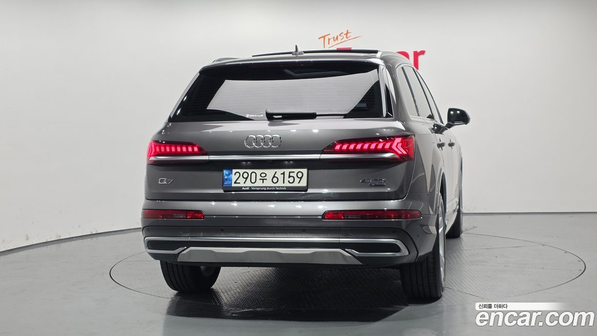 Audi Q7 45 TDI Quattro, 2021