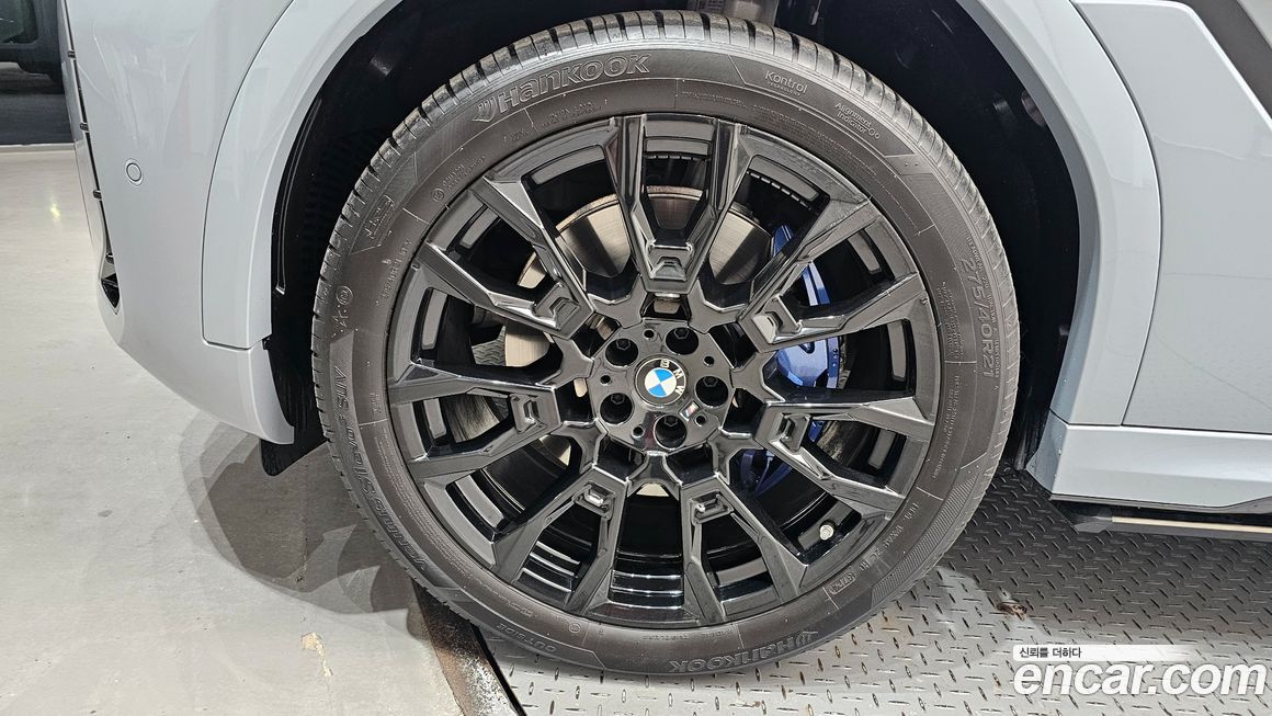 BMW X6 xDrive40i M Sport, 2025