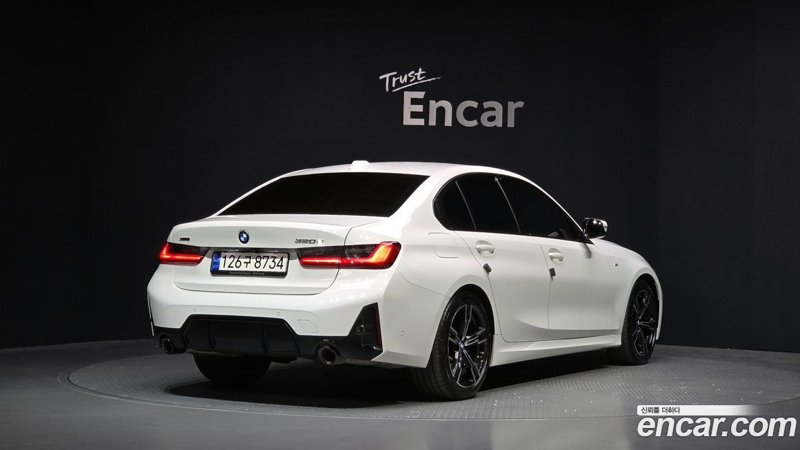 BMW 3-Series 320d xDrive M Sport, 2023