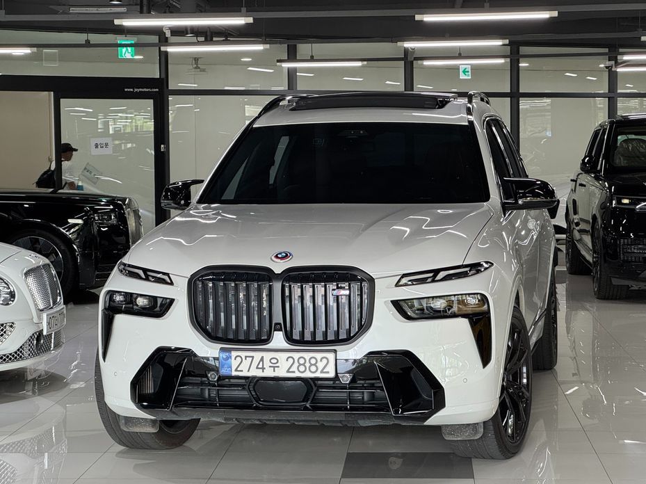 BMW X7 M60i xDrive M sport 6STR, 2024