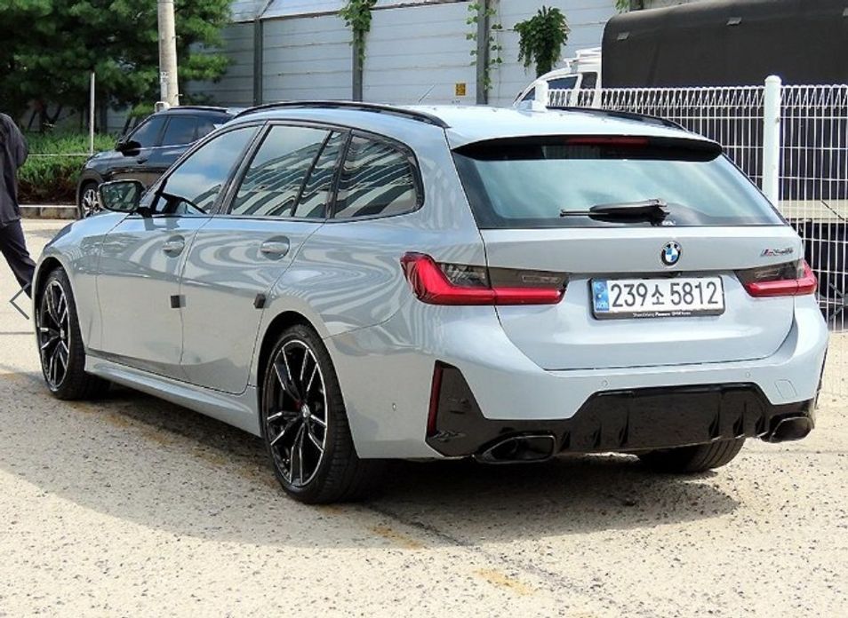 BMW 3-Series M340i xDrive Touring Pro, 2024