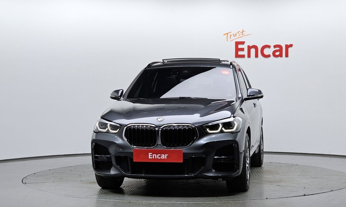 BMW X1 xDrive 20i M Sport, 2022