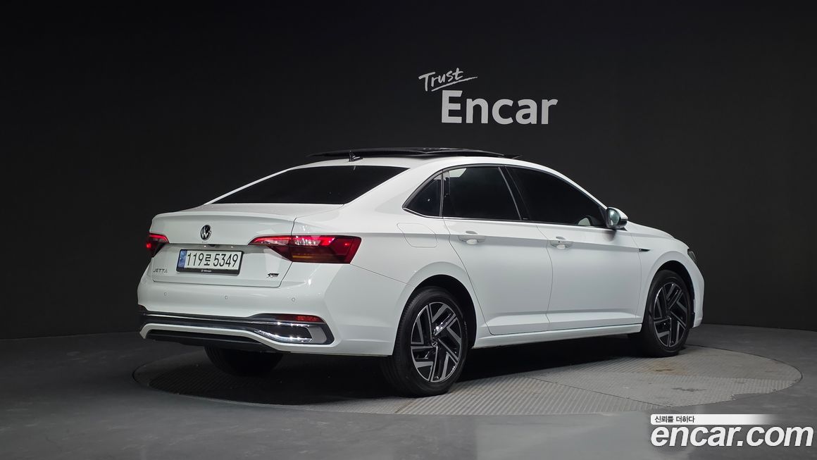 Volkswagen Jetta 1.5 TSI Prestige, 2023