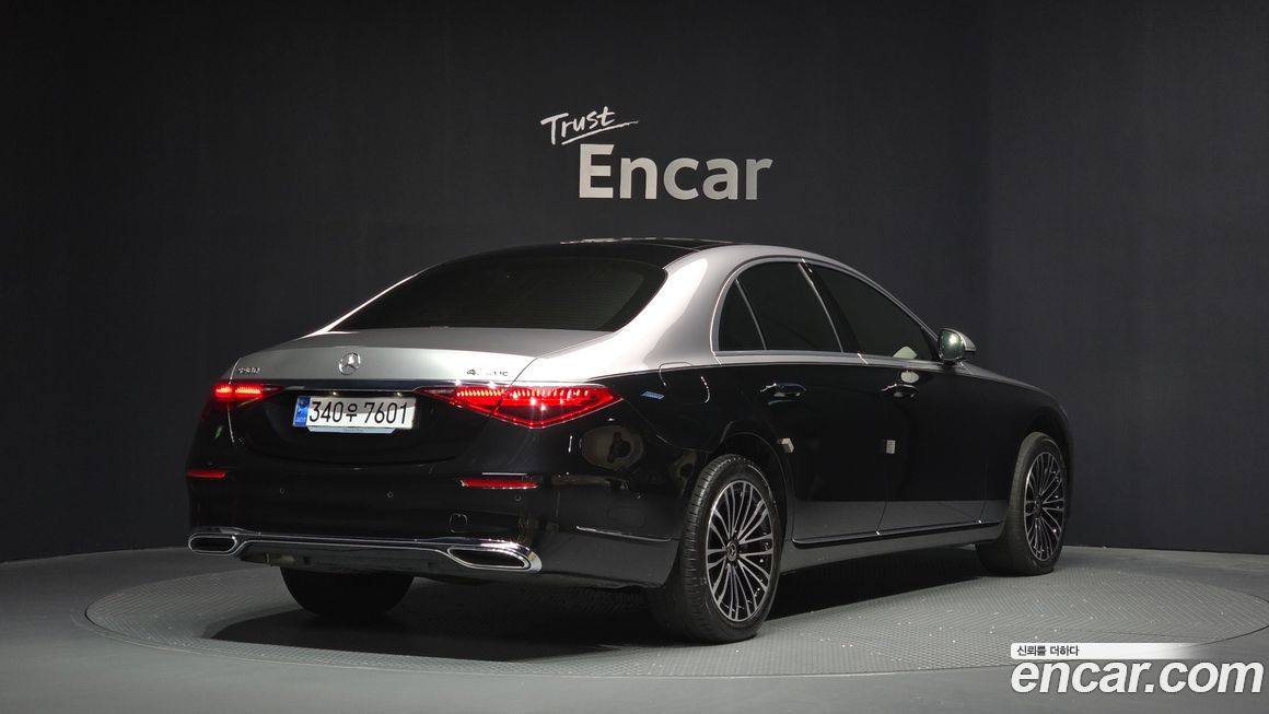 Mercedes-Benz S-Class S350 d 4MATIC, 2025