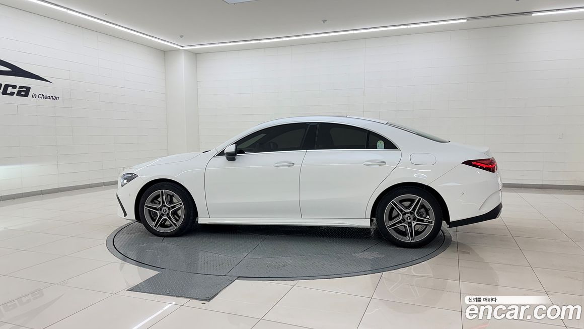 Mercedes-Benz CLA-Class CLA250 4MATIC, 2025