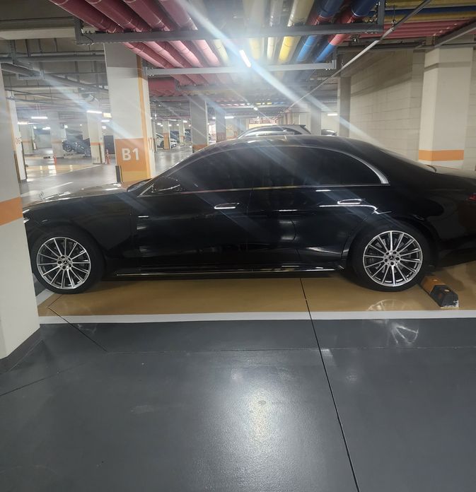 Mercedes-Benz S-Class S500L 4MATIC, 2022