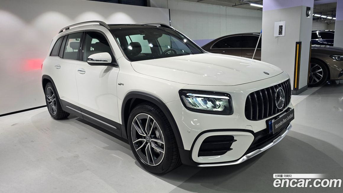 Mercedes-Benz GLB-Class AMG GLB35 4MATIC, 2025
