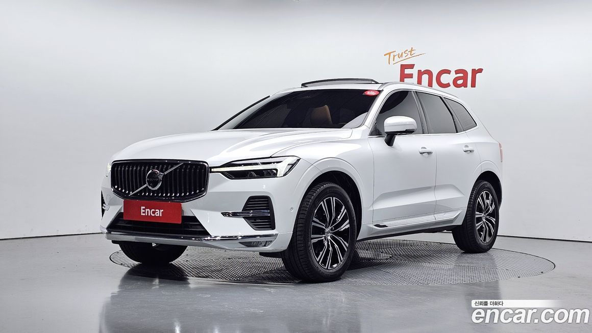 Volvo XC60 B5 Inscription, 2022