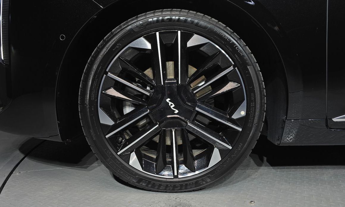 Kia K8 2.5 Gasoline 2WD, 2025
