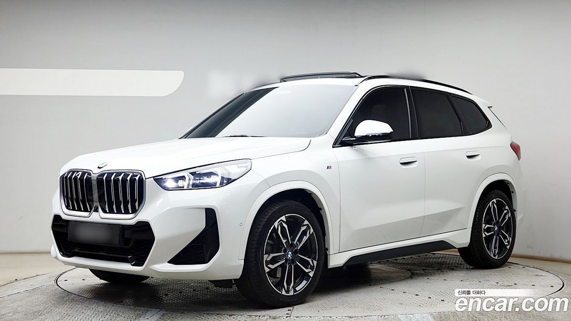 BMW X1 xDrive 20i M Sport, 2024