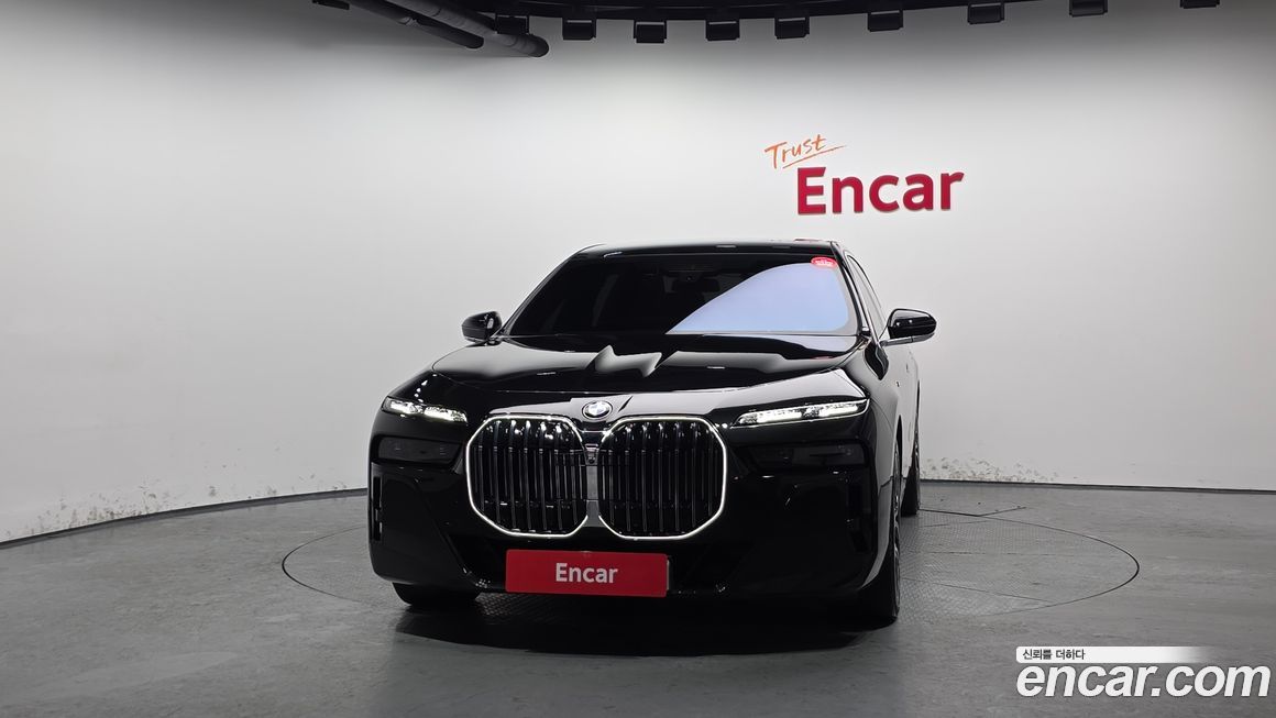 BMW 7-Series 740d xDrive M Sport, 2025