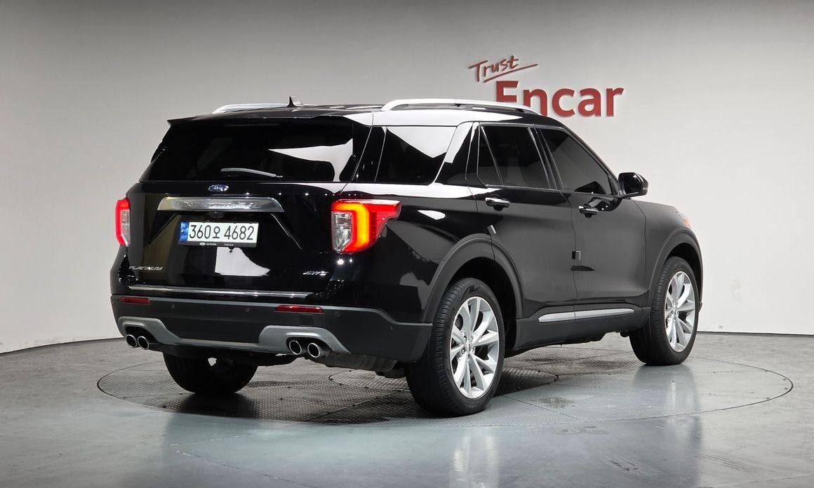 Ford Explorer 3.0 Platinum 4WD, 2022