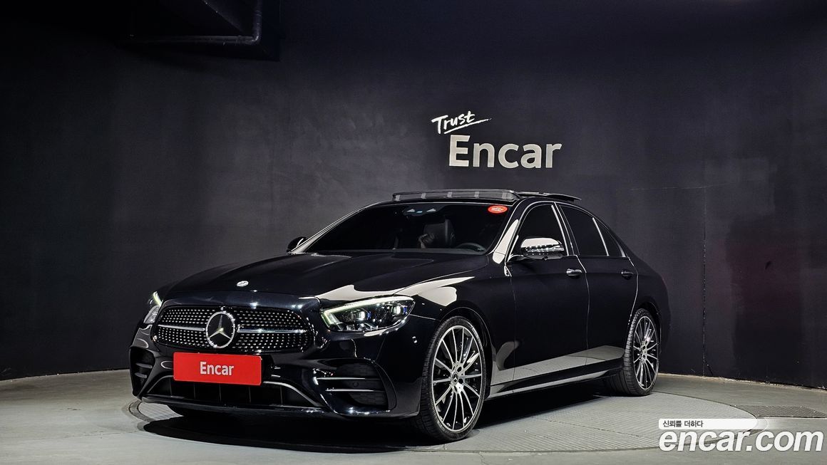 Mercedes-Benz E-Class E350 4MATIC AMG Line, 2023