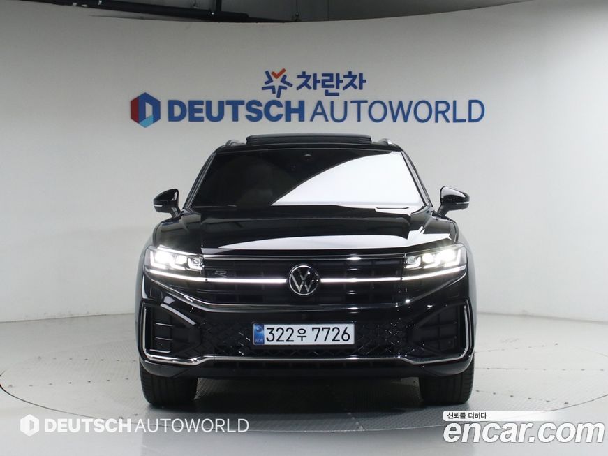 Volkswagen Touareg 3.0 TDI R-Line, 2024