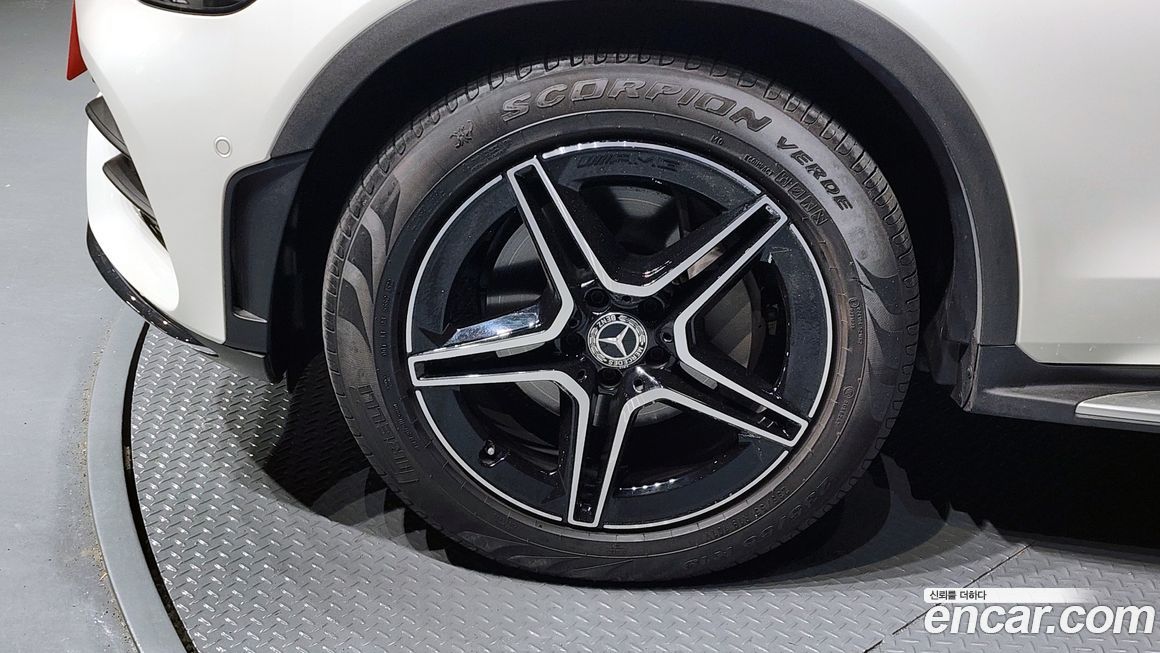 Mercedes-Benz GLC-Class GCL300 4MATIC Coupe, 2023