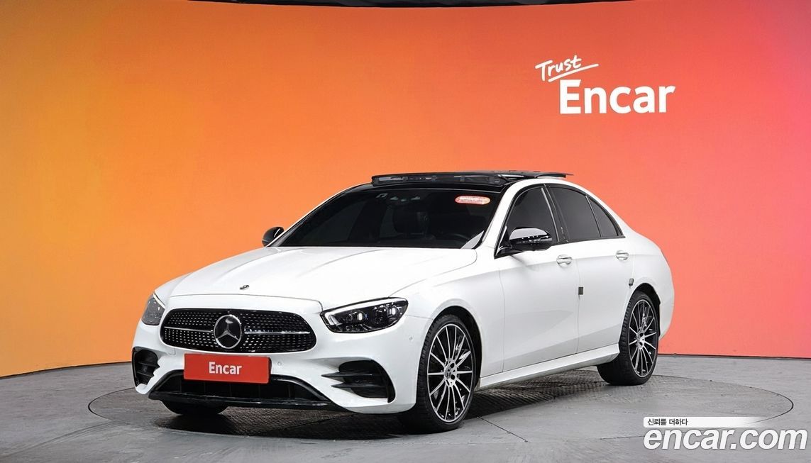Mercedes-Benz E-Class E350 4MATIC AMG Line, 2023
