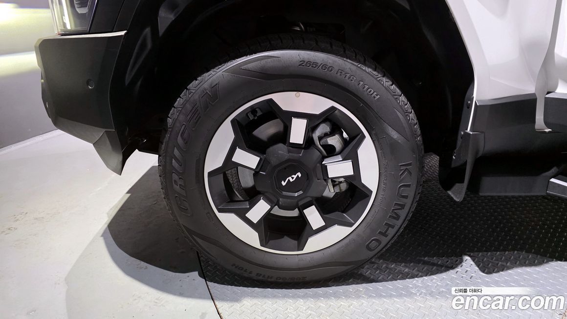 Kia Tasman 2.5T Gasoline 4WD, 2026