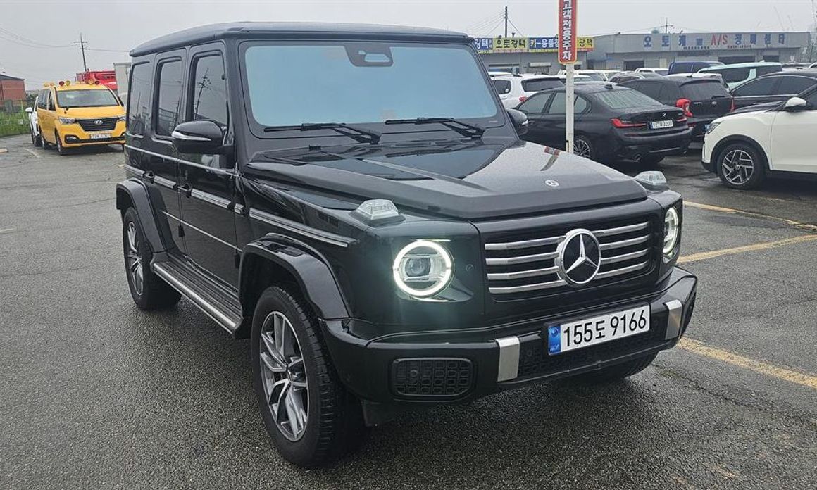 Mercedes-Benz G-Class G450d, 2025