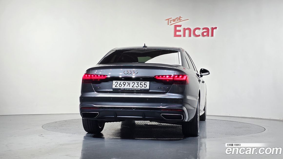 Audi A4 35 TDI Premium, 2022