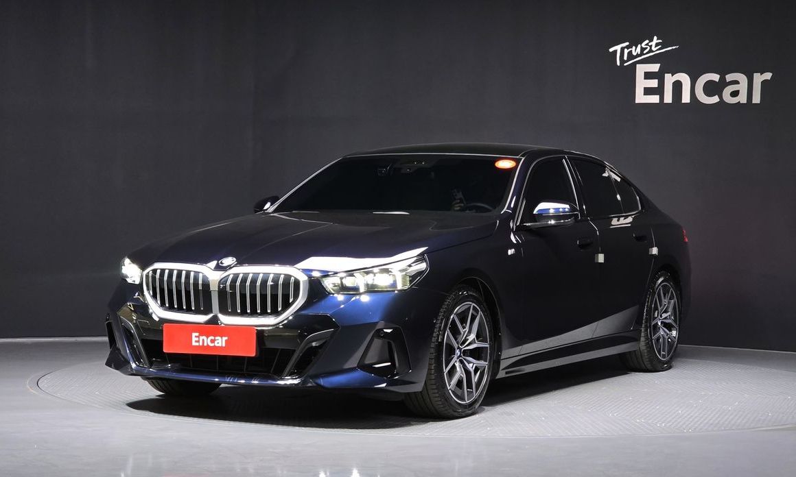 BMW 5-Series 520i M Sport, 2024