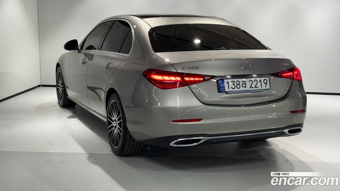 Mercedes-Benz C-Class C300 4MATIC Avantgarde, 2024