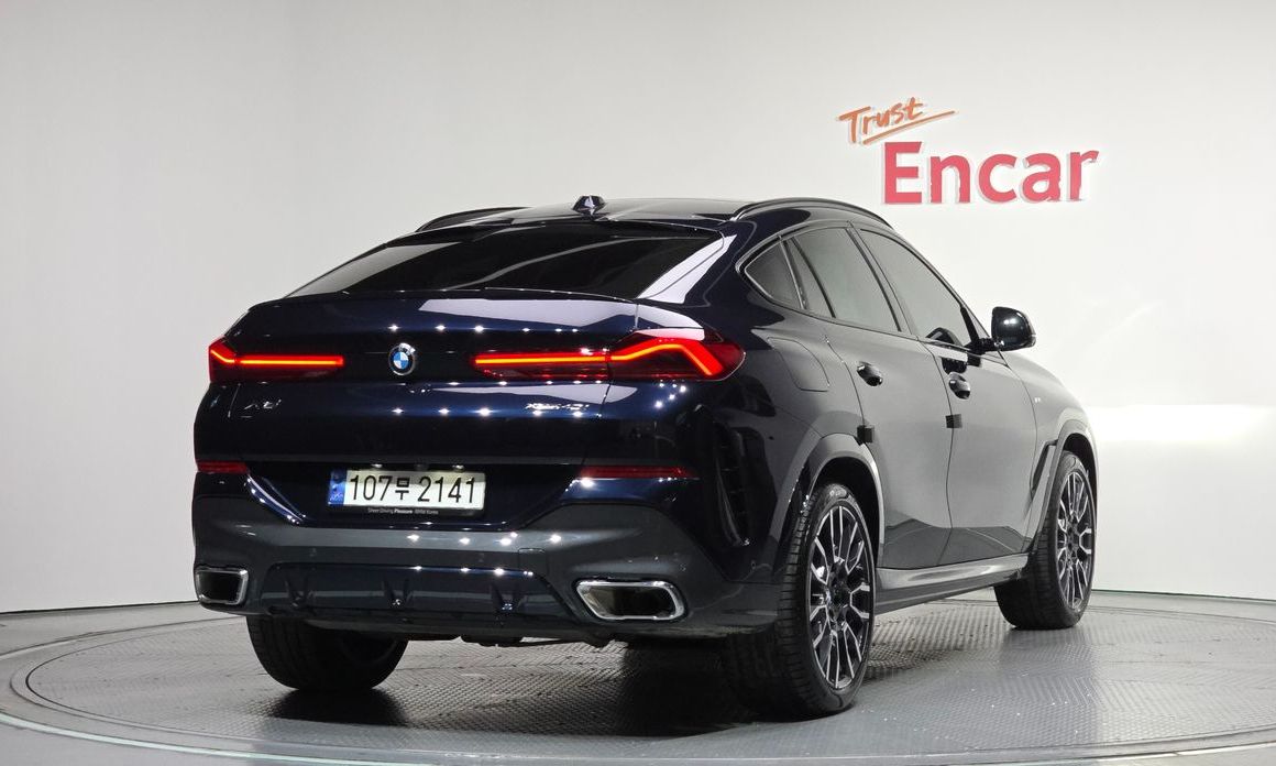 BMW X6 xDrive40i M Sport, 2024