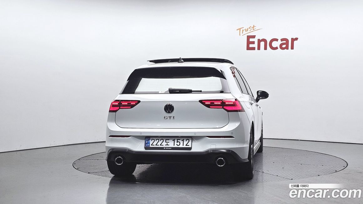 Volkswagen Golf 2.0 GTI, 2024