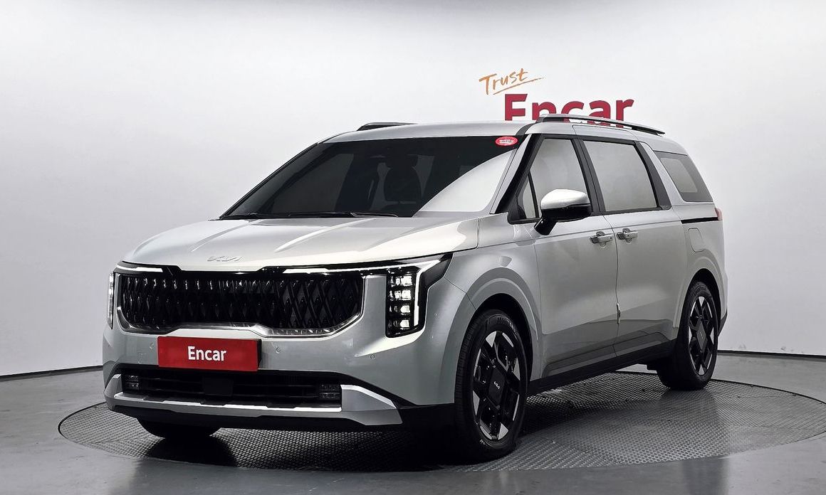 Kia Carnival 9-Seater Prestige, 2025