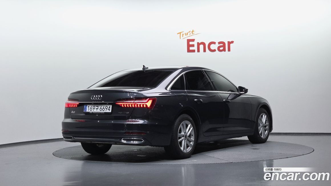 Audi A6 45 TFSI, 2023