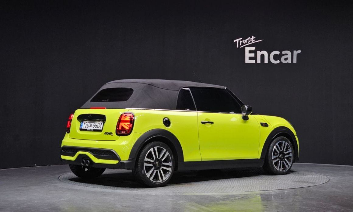 Mini Cooper Convertible Classic, 2024