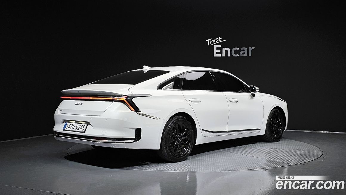 Kia K8 2.5 Gasoline 2WD, 2025