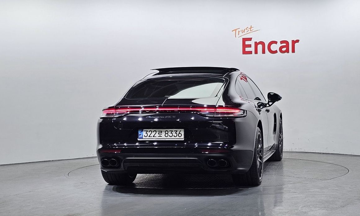 Porsche Panamera 4.0 GTS, 2022