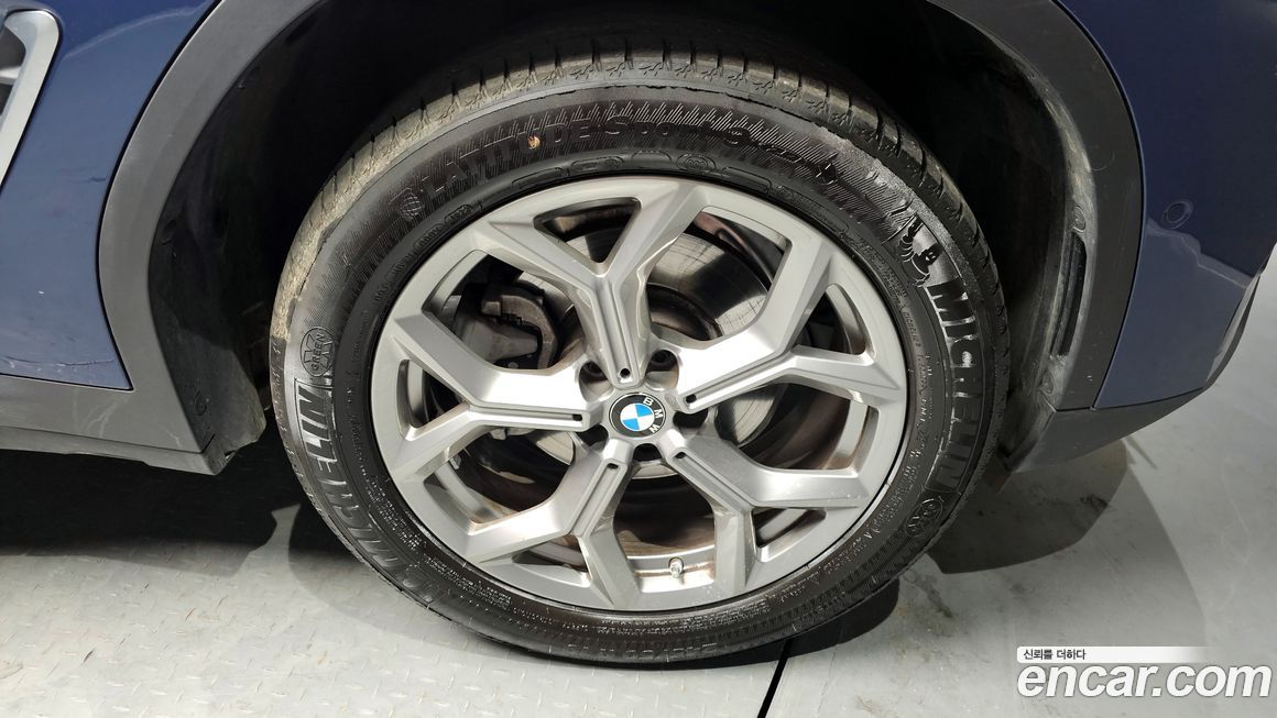 BMW X4 xDrive20i xLine, 2023