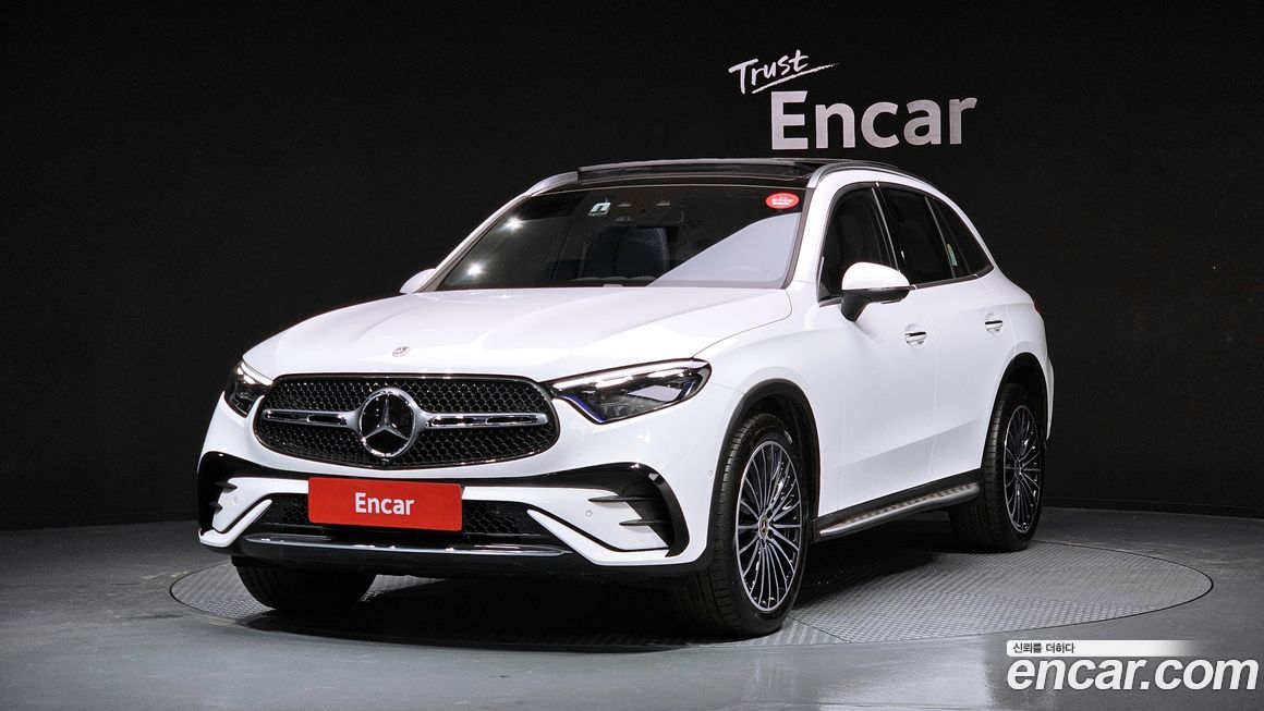 Mercedes-Benz GLC-Class GLC300 4MATIC AMG Line, 2025