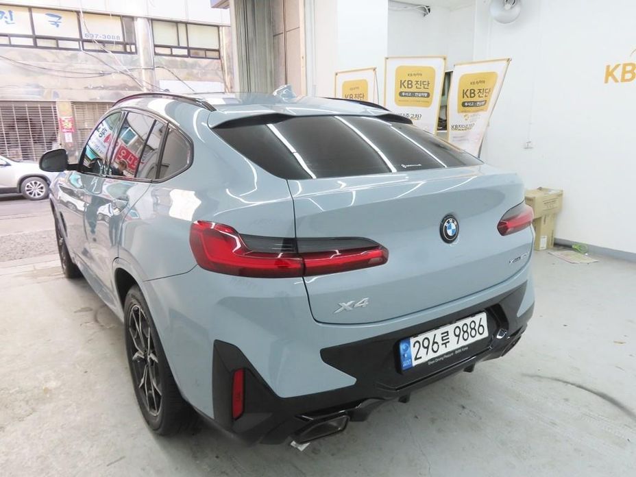 BMW X4 xDrive 20d M Sports Pro, 2022